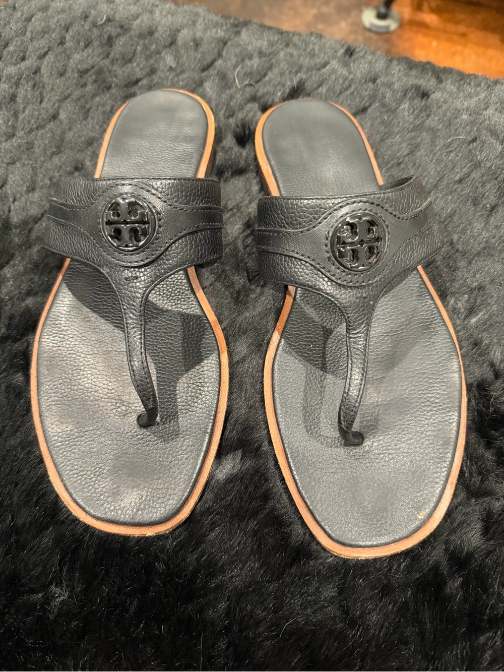 Tory Burch Black Leather Logo Thong Sandals with Tan Trim